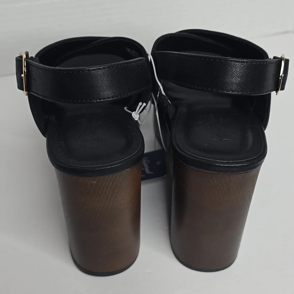 Women's Naomi Wood Wedge Heels With Memory Foam Insole 7.5 Universal Threads